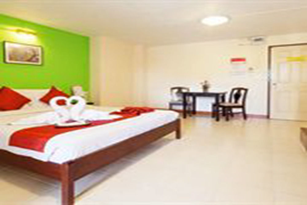 Hotel Grand Mandarin Latphrao 130 Bangkok Luaran gambar