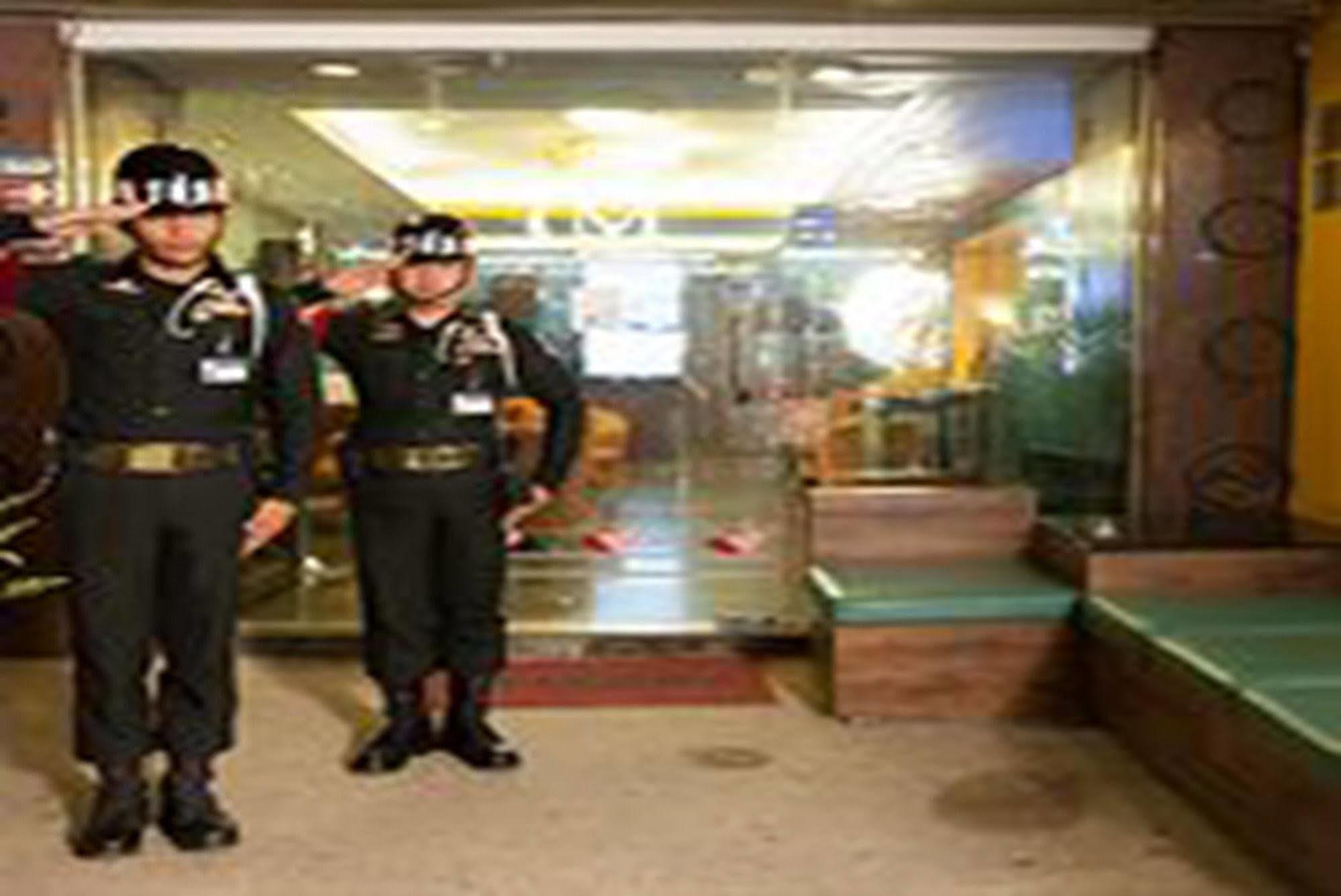 Hotel Grand Mandarin Latphrao 130 Bangkok Luaran gambar