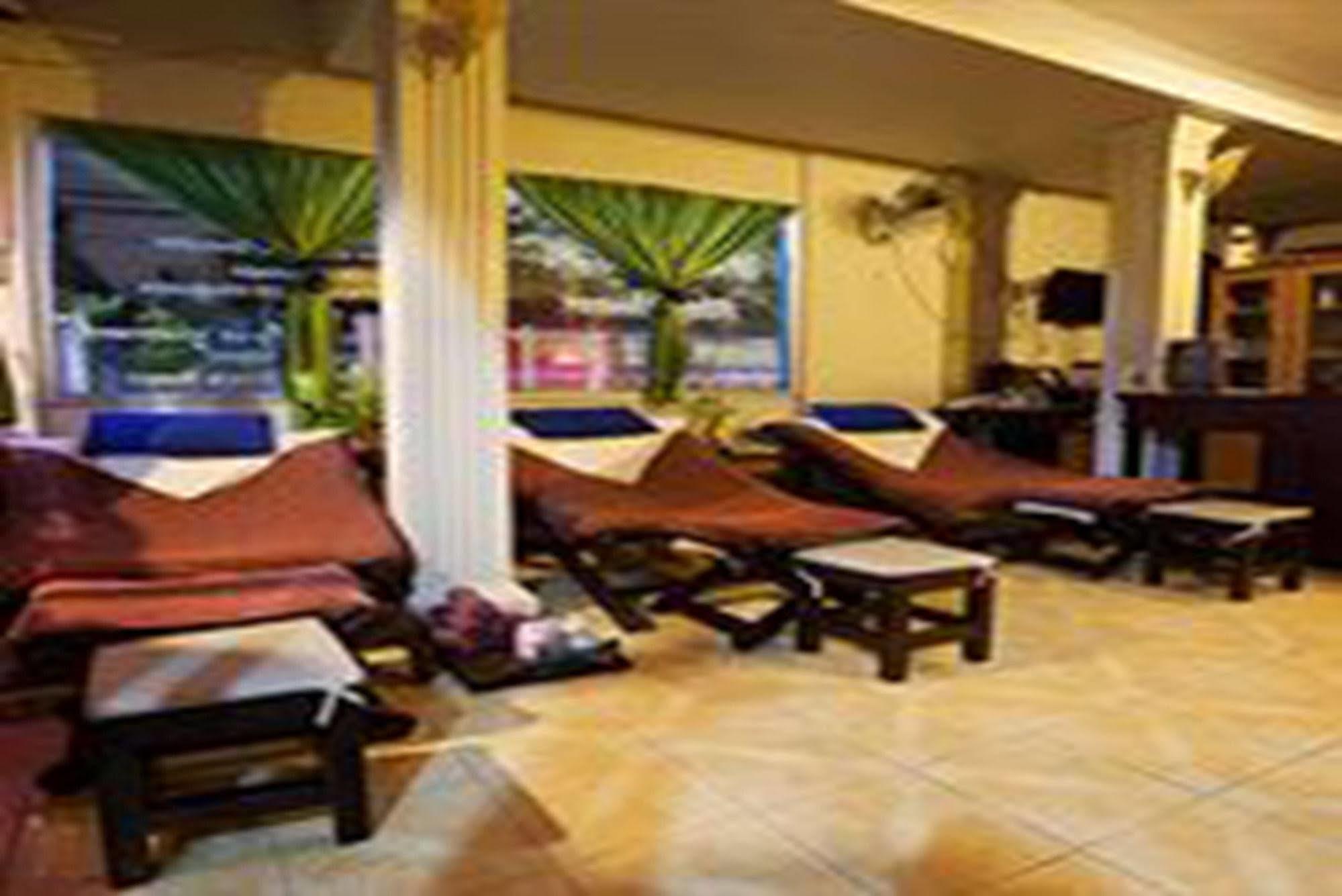 Hotel Grand Mandarin Latphrao 130 Bangkok Luaran gambar