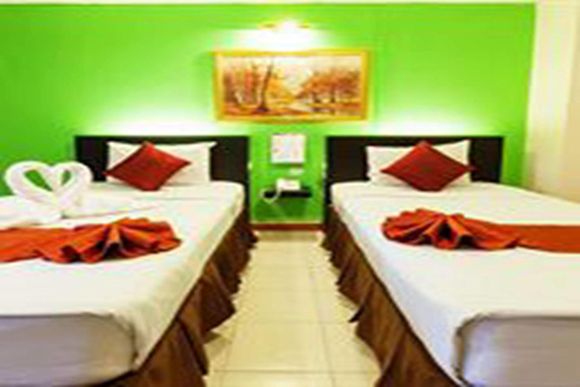 Hotel Grand Mandarin Latphrao 130 Bangkok Luaran gambar