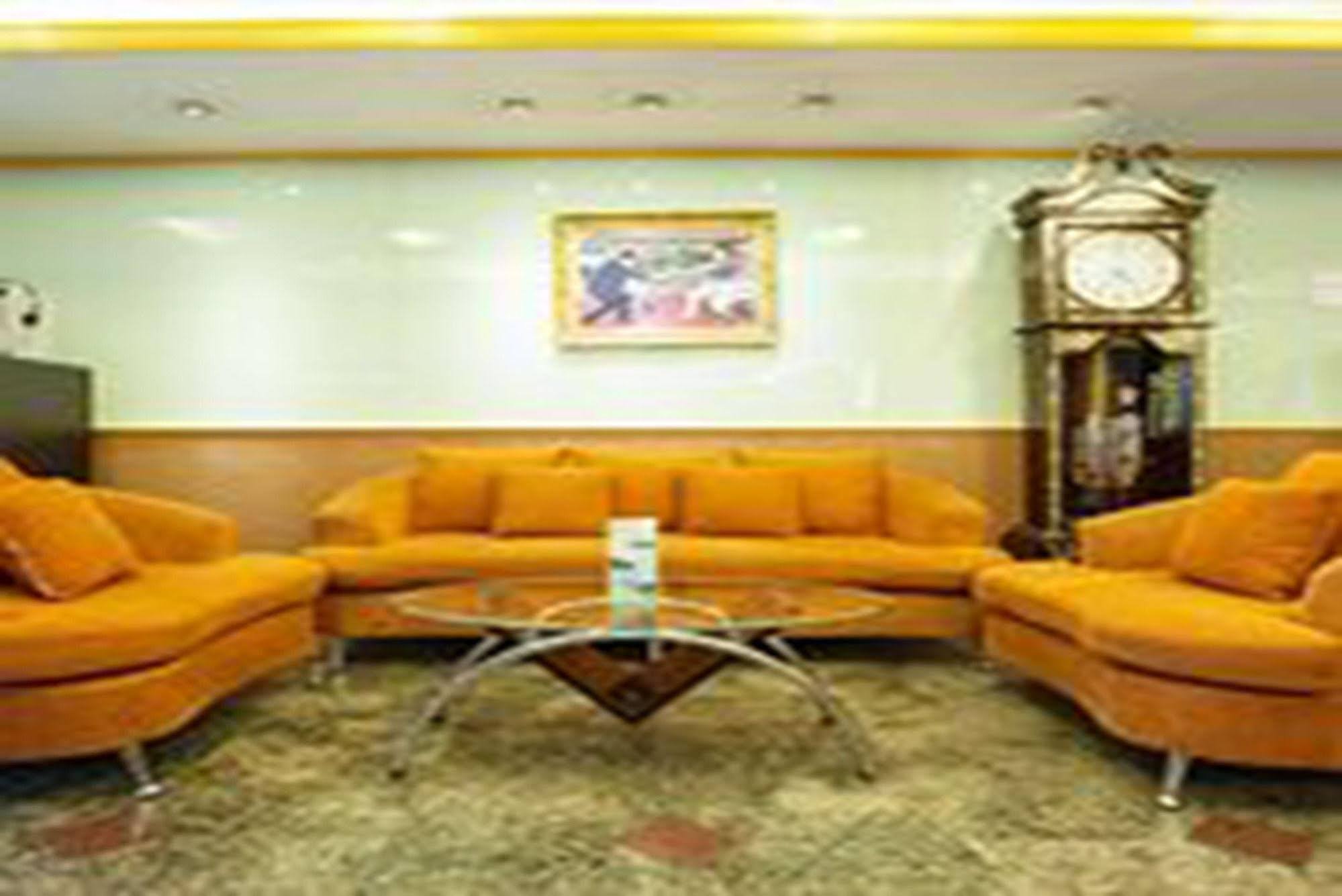 Hotel Grand Mandarin Latphrao 130 Bangkok Luaran gambar
